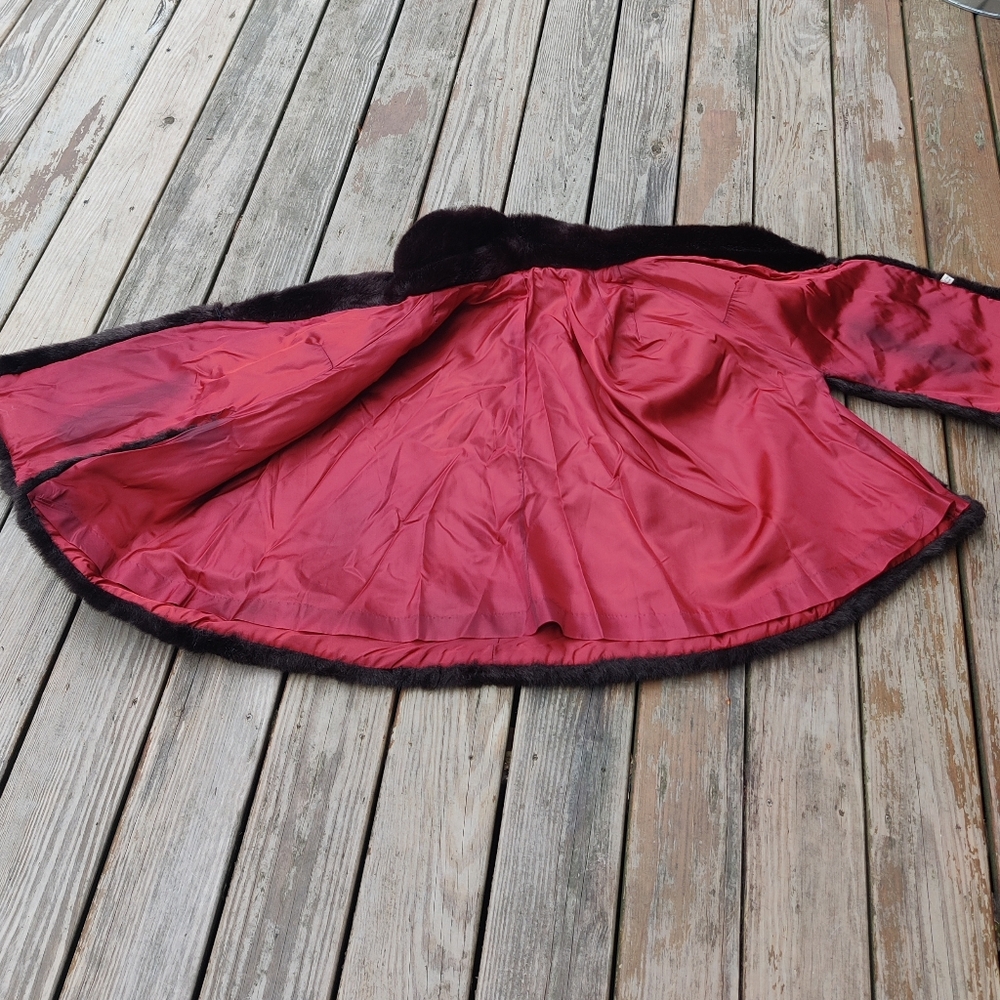 VTG 60s Dark Brown Vegan Faux Fur Cape Shawl Wrap Lined Pockets Glam Luxe READ - Picture 14 of 16